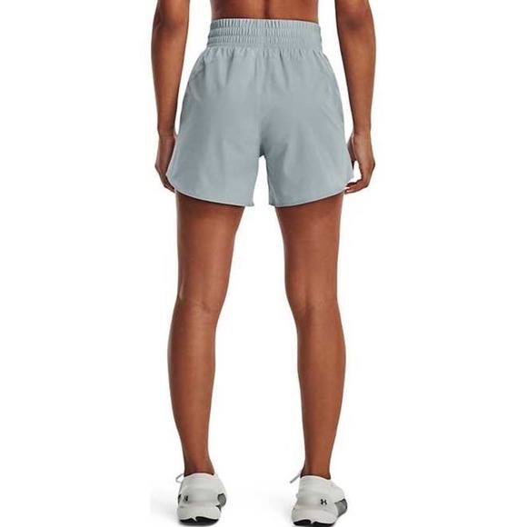 NWT Under Armour Women's Flex Woven Shorts 5” harbor blue - Picture 2 of 9